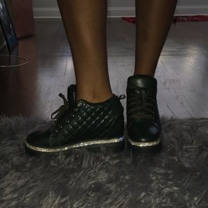 Shiny green platform sneakers